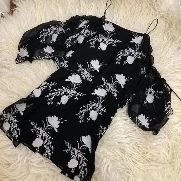 Alice + Olivia Holden Embroidered Cold-shoulder Dress In Black/ Off White - Picture 6 of 8